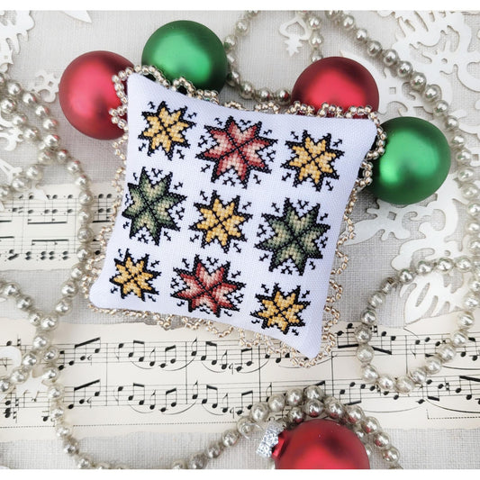Hello from Liz Mathews | Matching Freebie Pattern for Merry & Bright