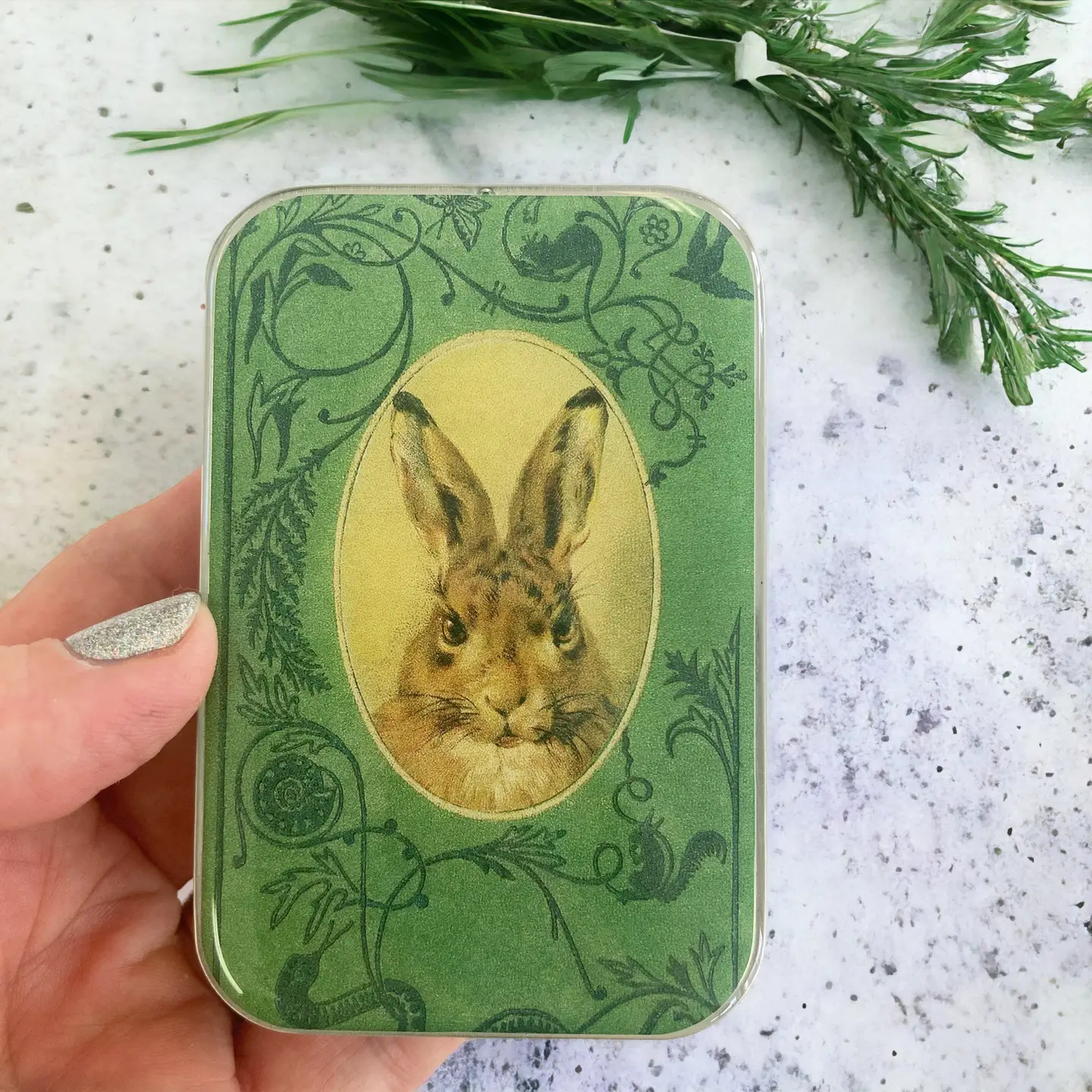 Tin Container with Magnet Large | Bunny