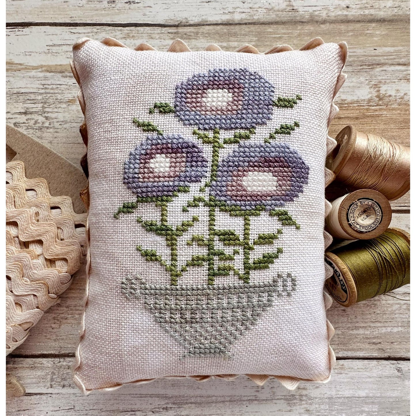 Lucy Beam | Posies NM2026