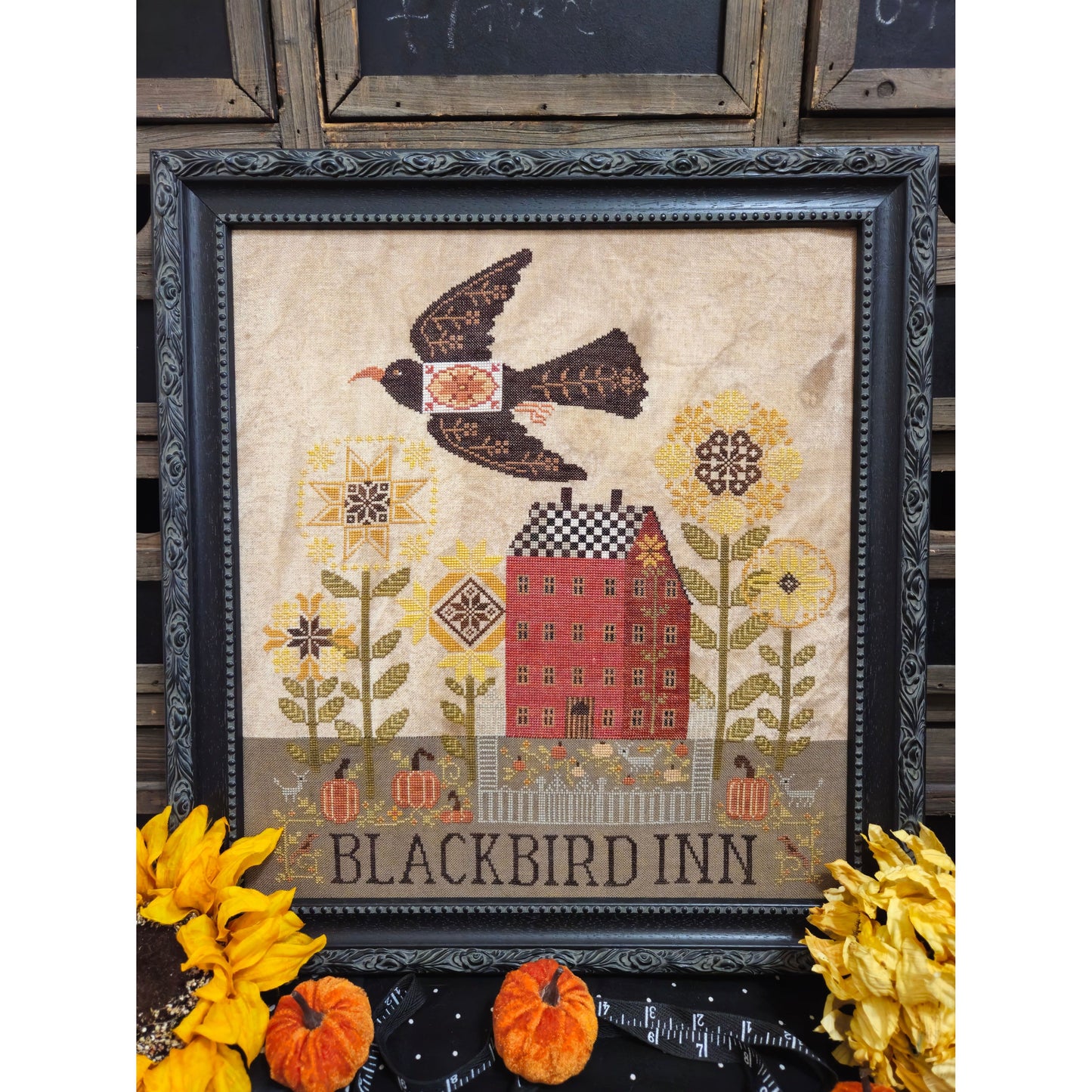 Quaint Rose Needlearts | Blackbird Inn NM25