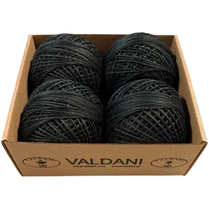 O41 Deep Forest Greens Crochet Cotton Size 3