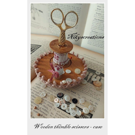 Nikyscreations | Wooden Thimble Scissors Case MARKET 2026