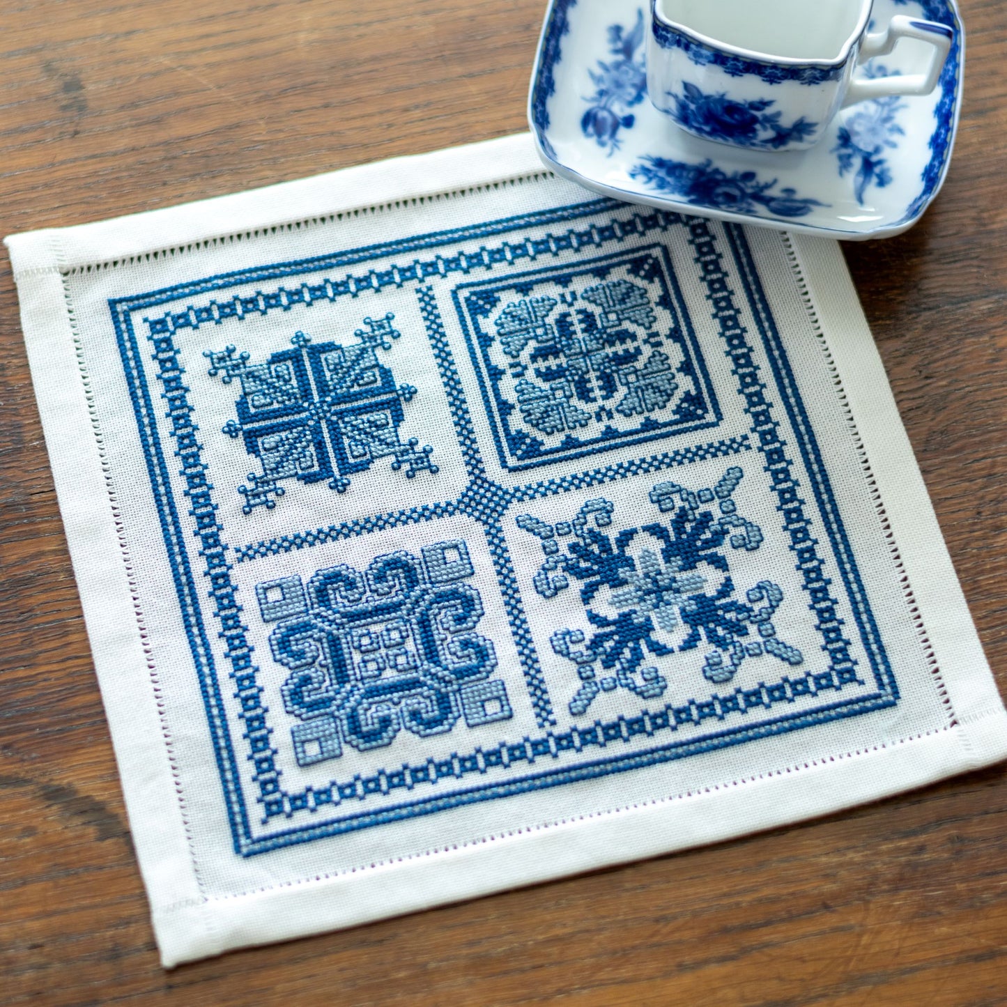 Avlea Folk Embroidery | Mediterranean Sampler Cross Stitch Kit