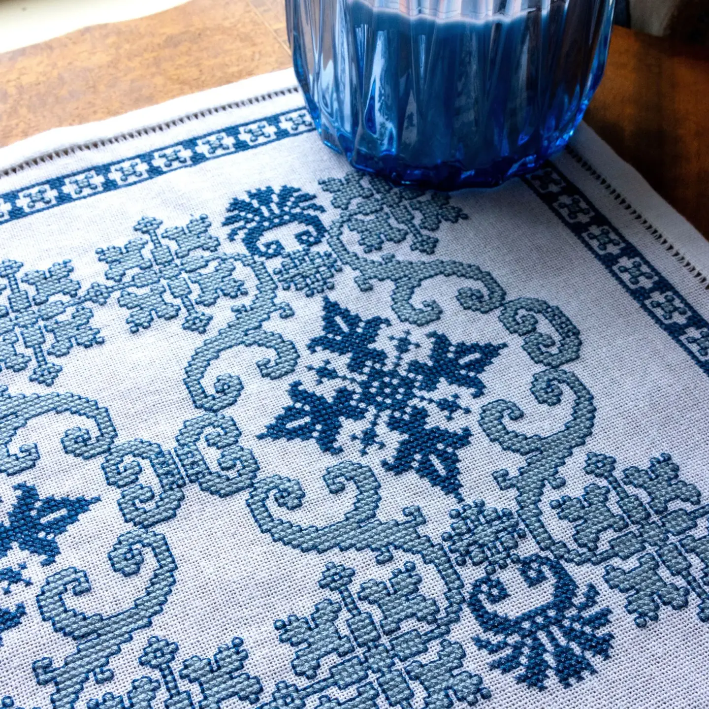 Avlea Folk Embroidery | Stavroula Cross Stitch Kit