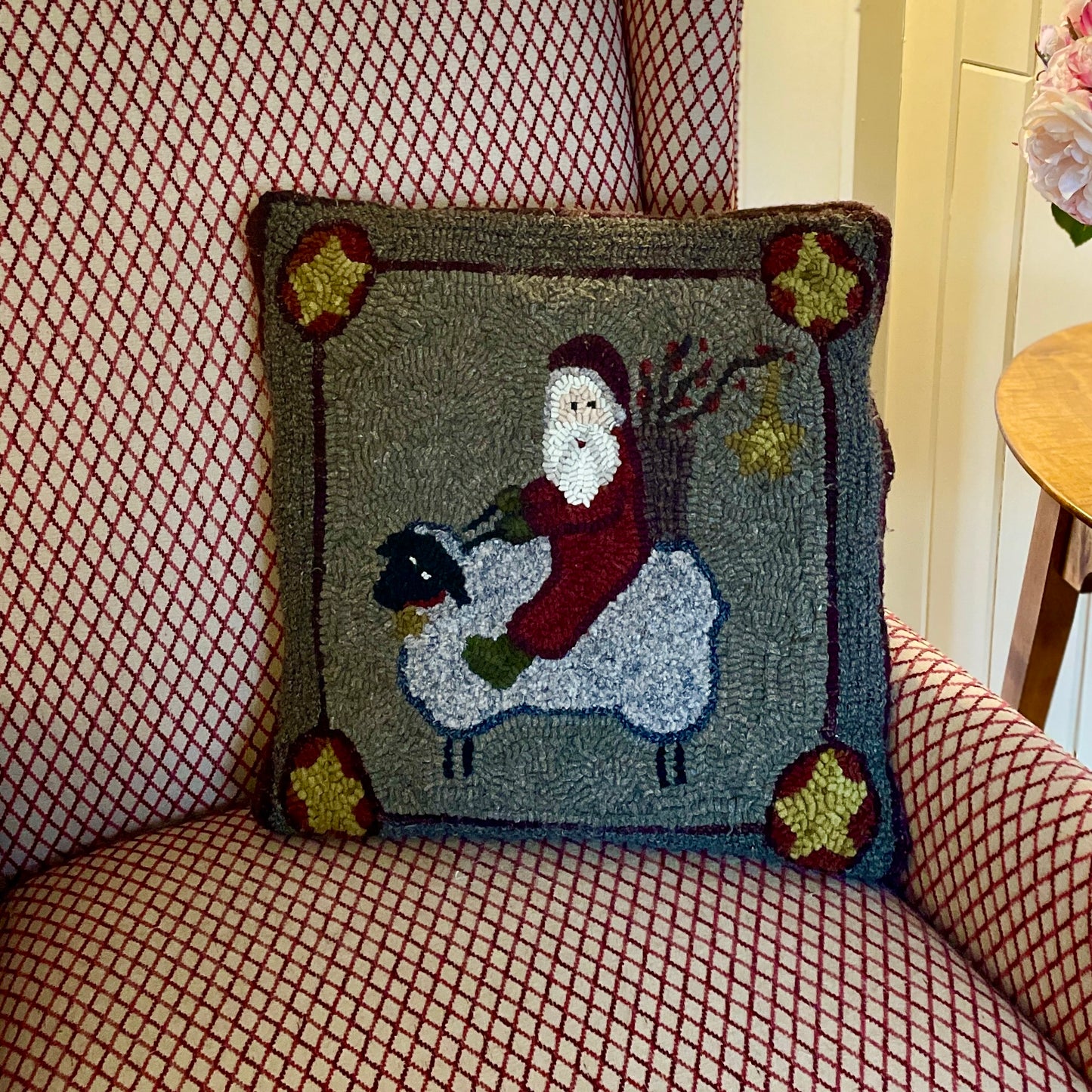Payton's Primitives Rug Hooking Pattern - Ewetide Greetings