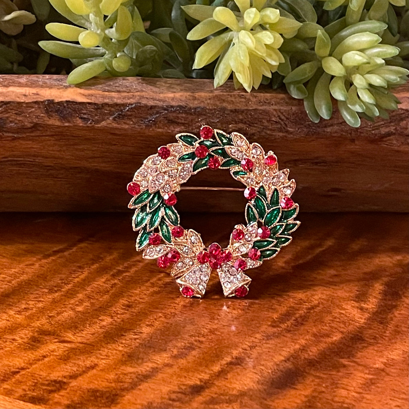 Broche de Noel (Gold Wreath)