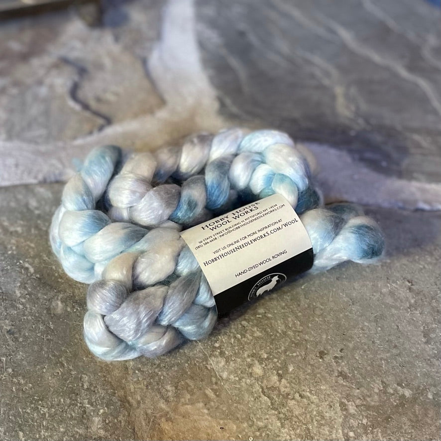 Mixed BFL Wool Roving ~ Sky Blue