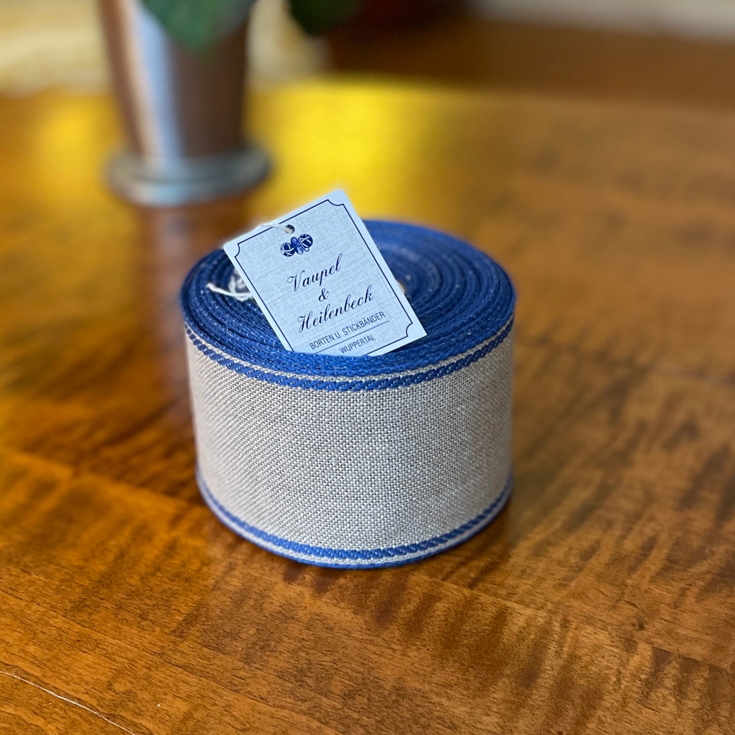 Vaupel & Heilenbeck Linen Banding - Natural / Blue 70 mm 990-70-19