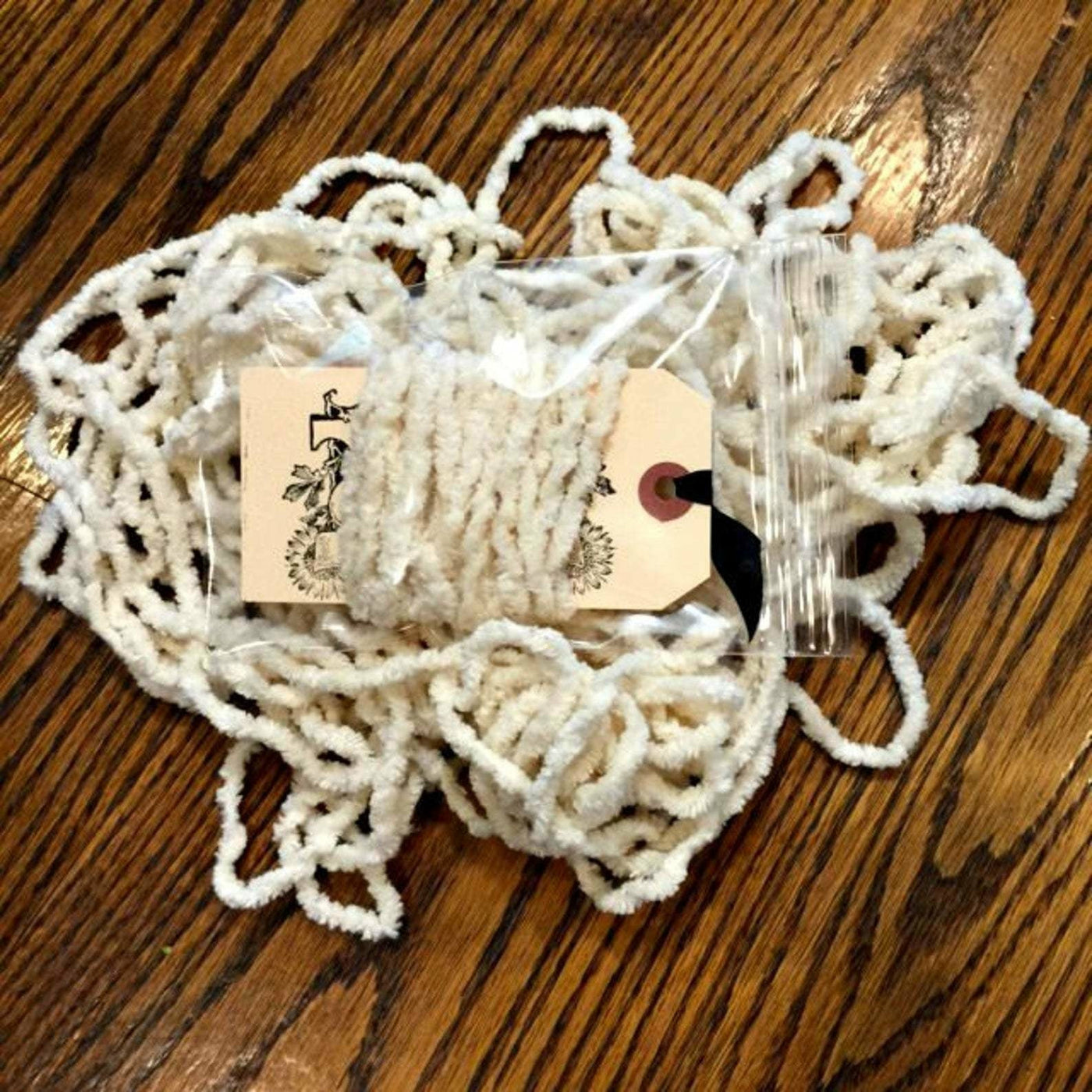 Lady Dot Creates ~ Vanilla Chenille Trim