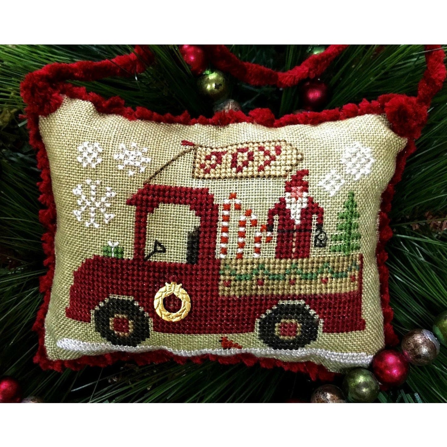 Homespun Elegance ~ Christmas Joy Truck Pattern