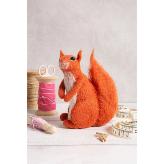 Hawthorn Handmade ~ Red Squirrel Needle Felting Kit