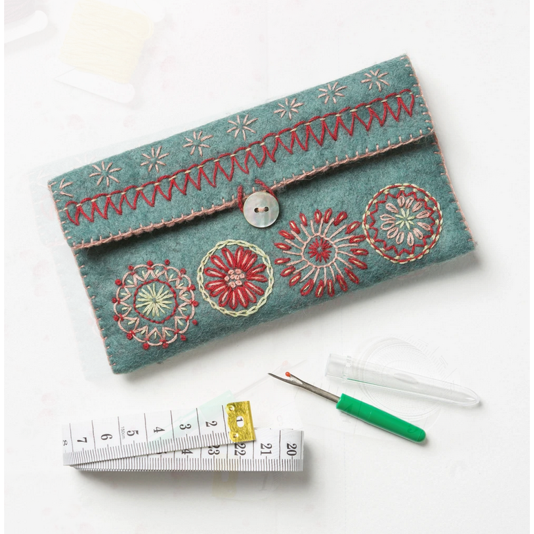 Corrine Lapierre ~ Wool Felt Craft Kit ~ Sewing Pouch