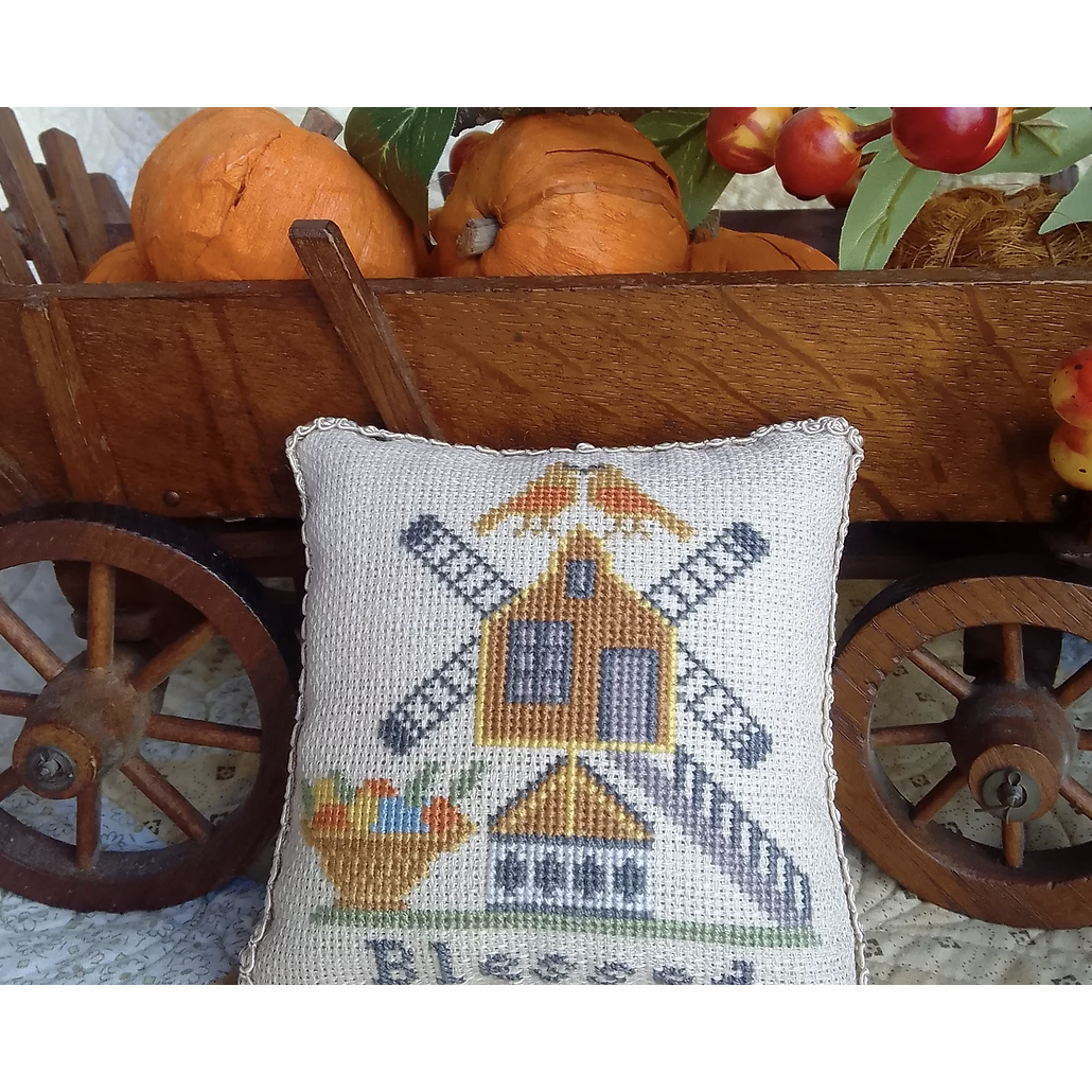 Twin Peak Primitives ~ Autumn Smalls 2022 Pattern