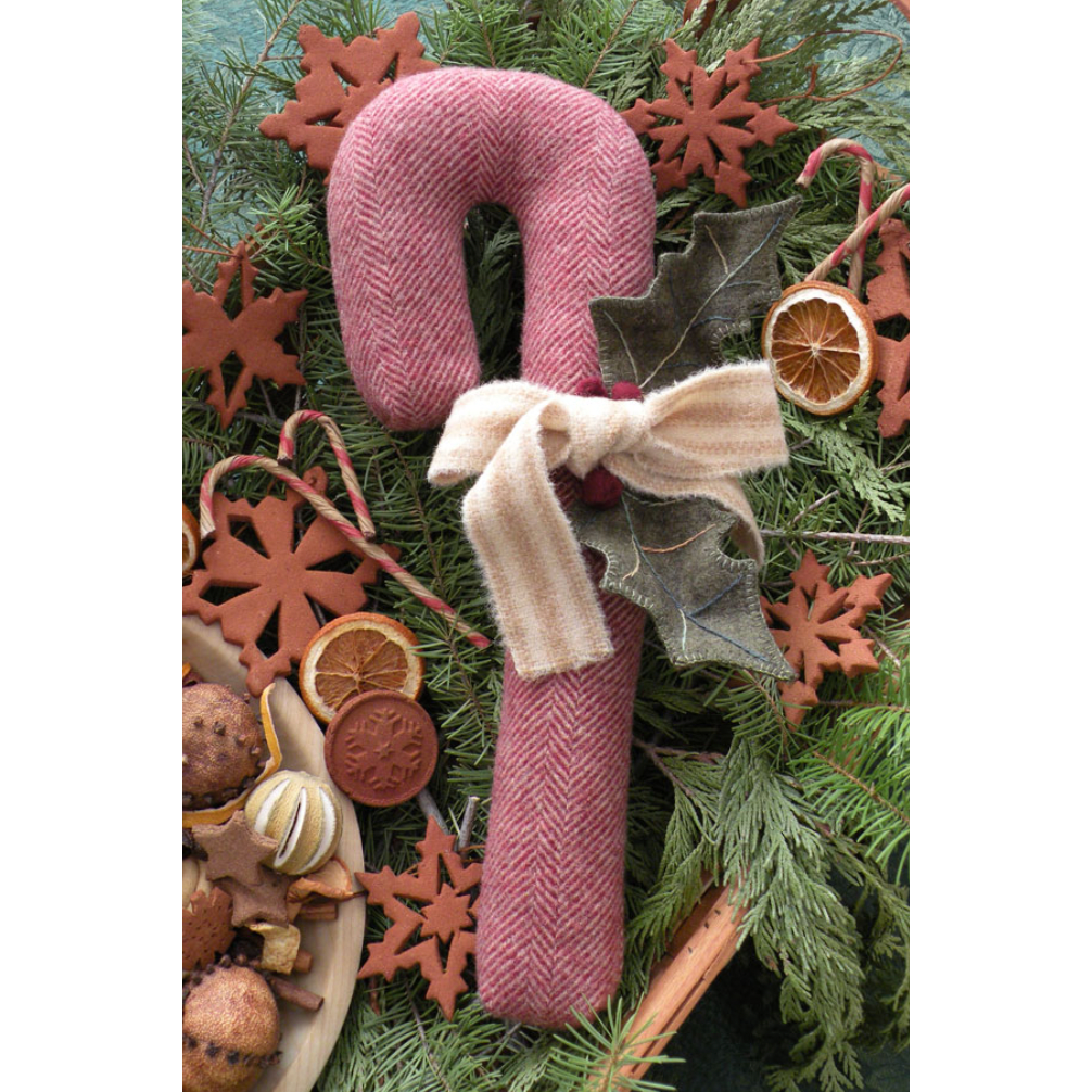 Meetinghouse Hill Designs ~ Prim Candy Cane Wool Applique Pattern