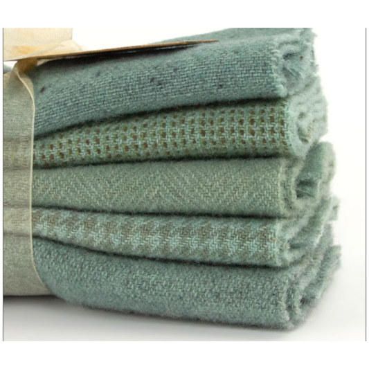 Dorr Mill Hand-Dyed Wool Bundle ~ Mint