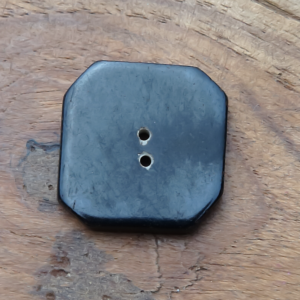 Takara Button