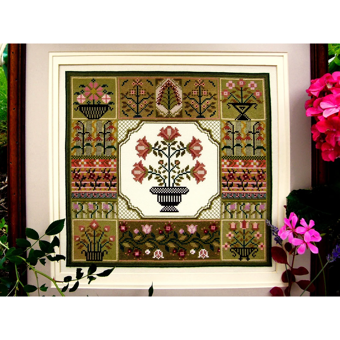 The Sampler Company ~ Floral Sampler Pattern
