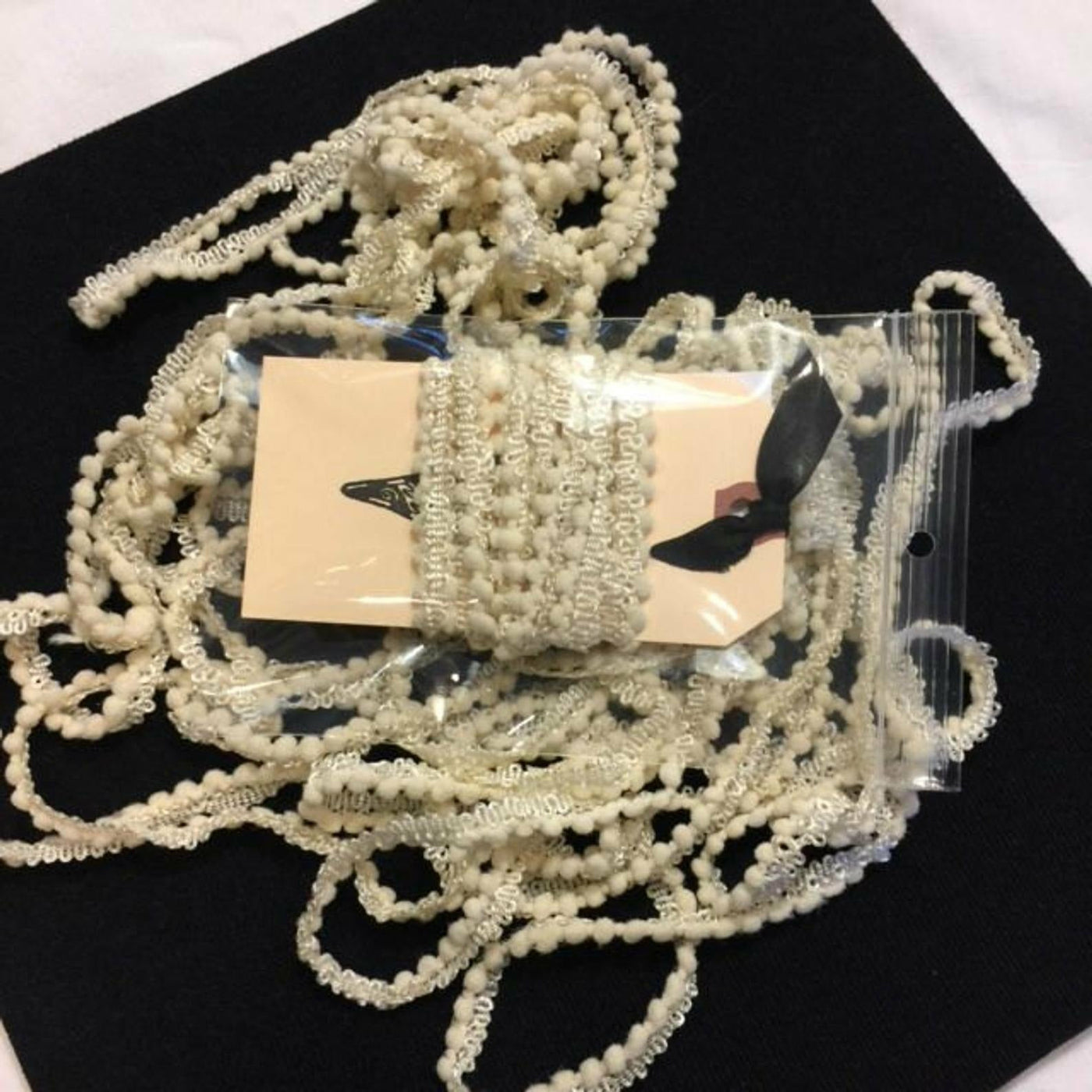 Lady Dot Creates ~ Vanilla Pom Pom Trim