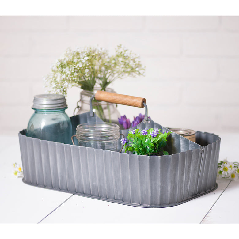 Irvin's Tinware ~Caddy with Middle Divider